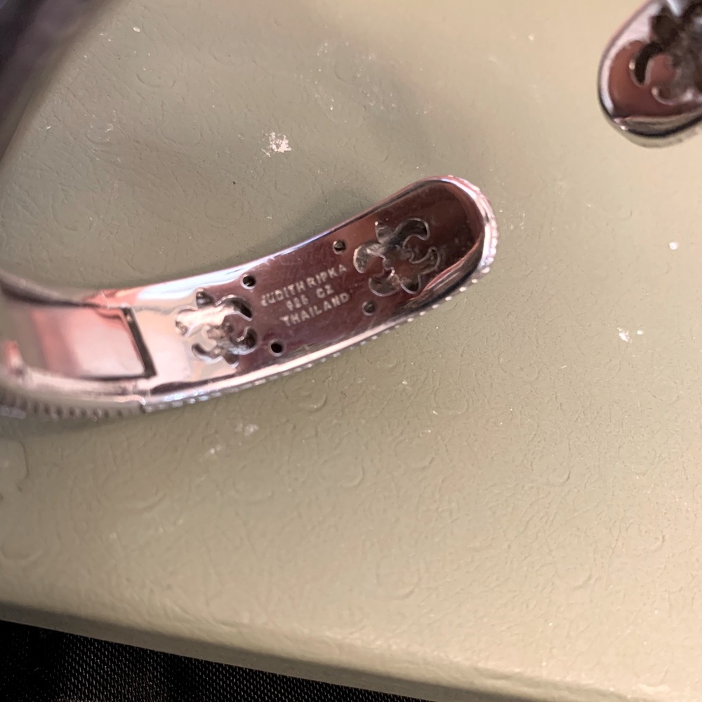 Judith Ripka bangle bracelet authentic - Picture 2 of 2